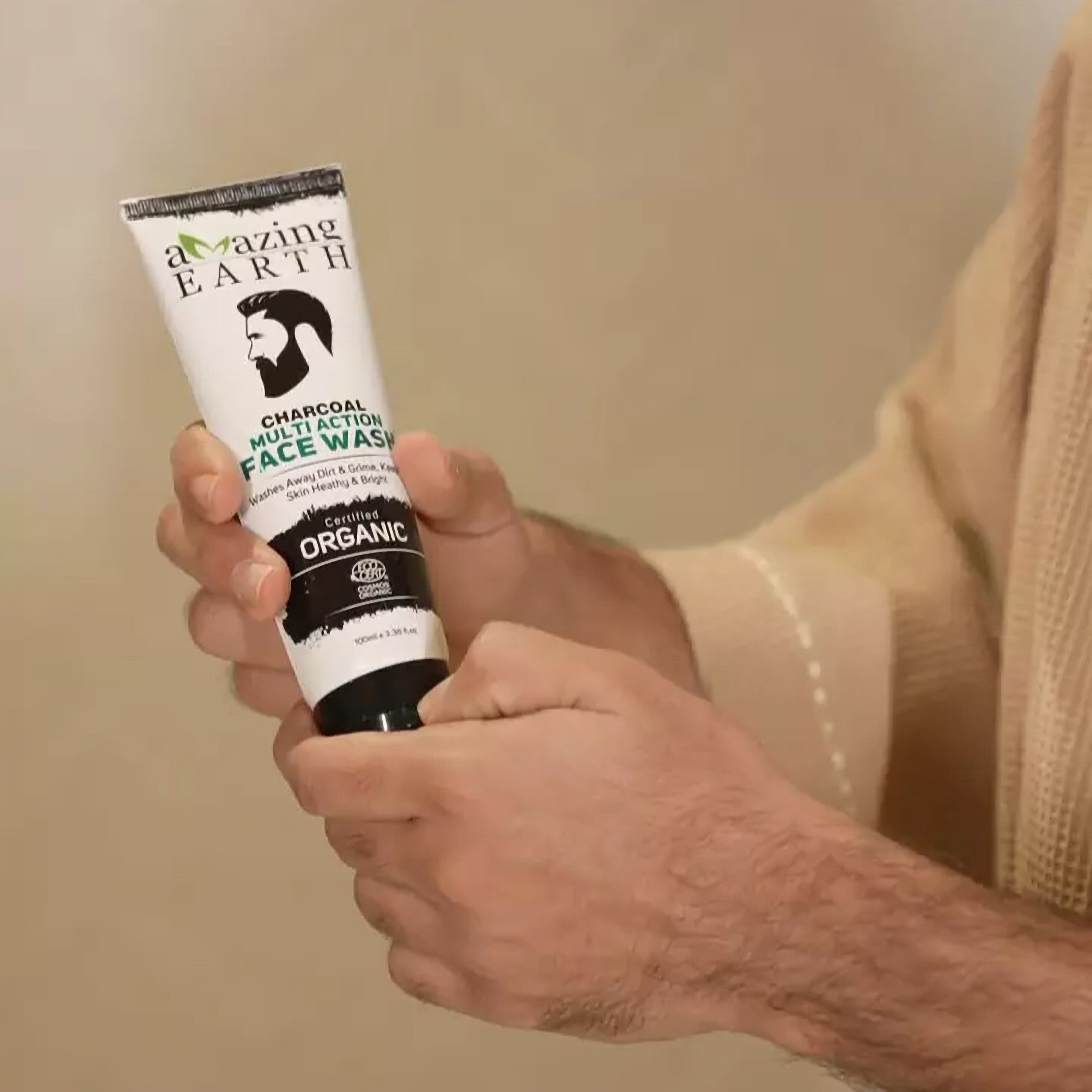 AMAzing Earth Organic Charcoal Multi-Action Face Wash image 4