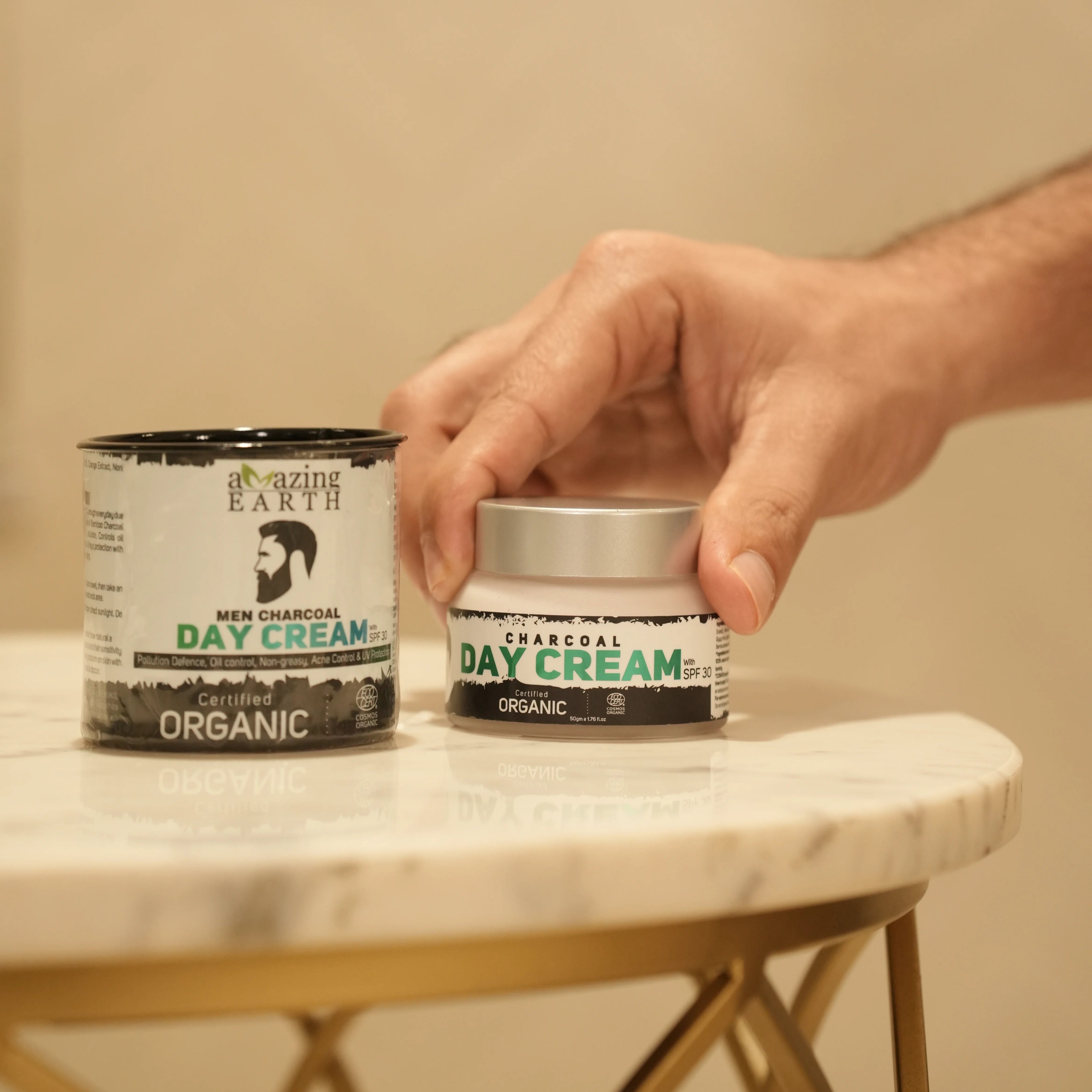 AMAzing Earth Organic Charcoal Day Cream