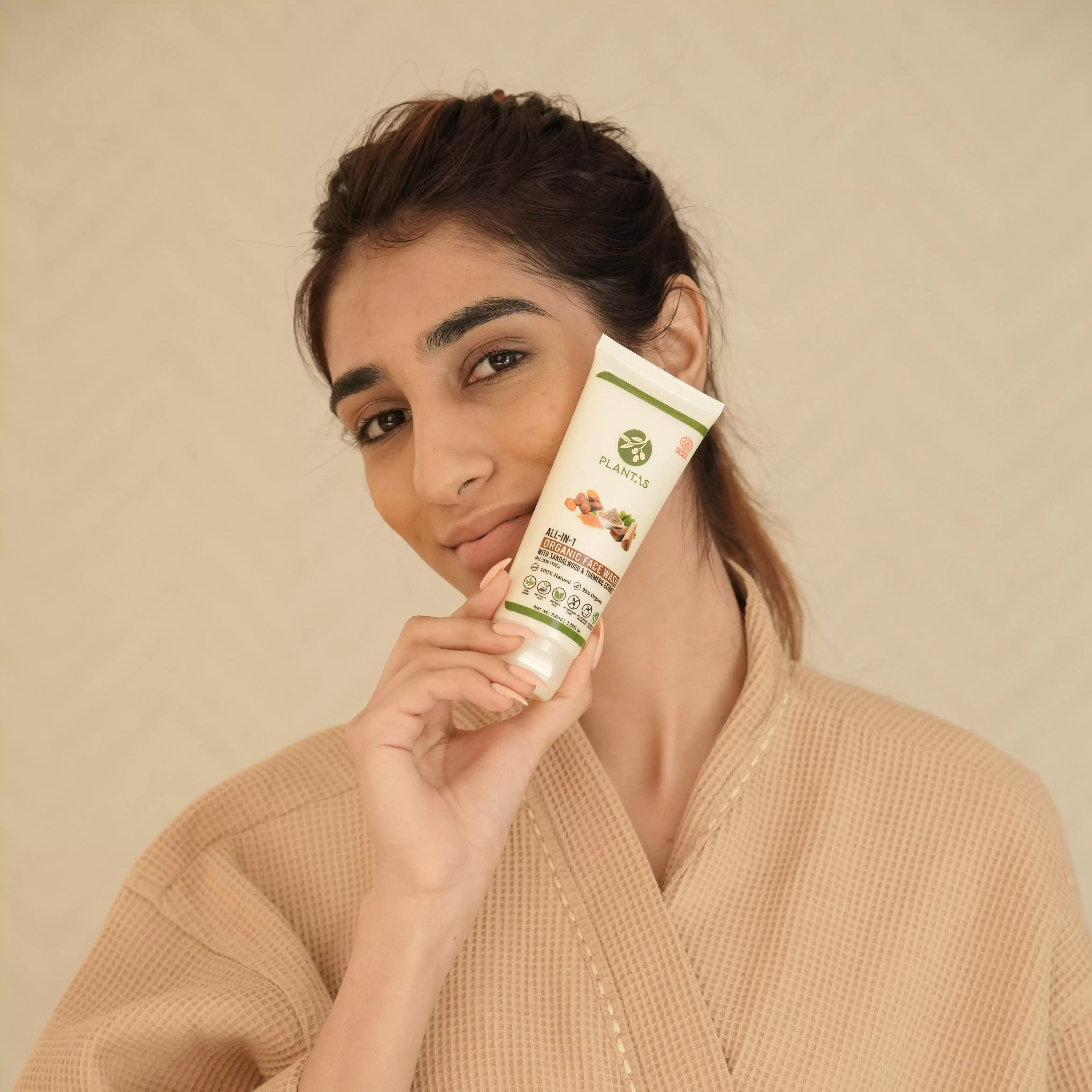 Plantas Organic Face Wash -  All in One image 1